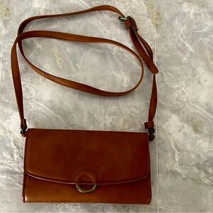 Elegant Brown Leather Crossbody Bag